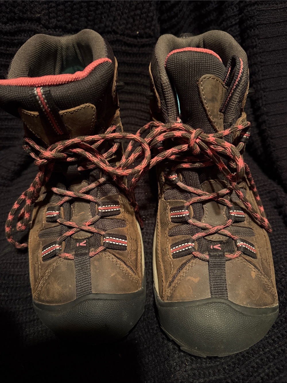 Keen 10 Brown and Pink Outdoor Hiking Boots
